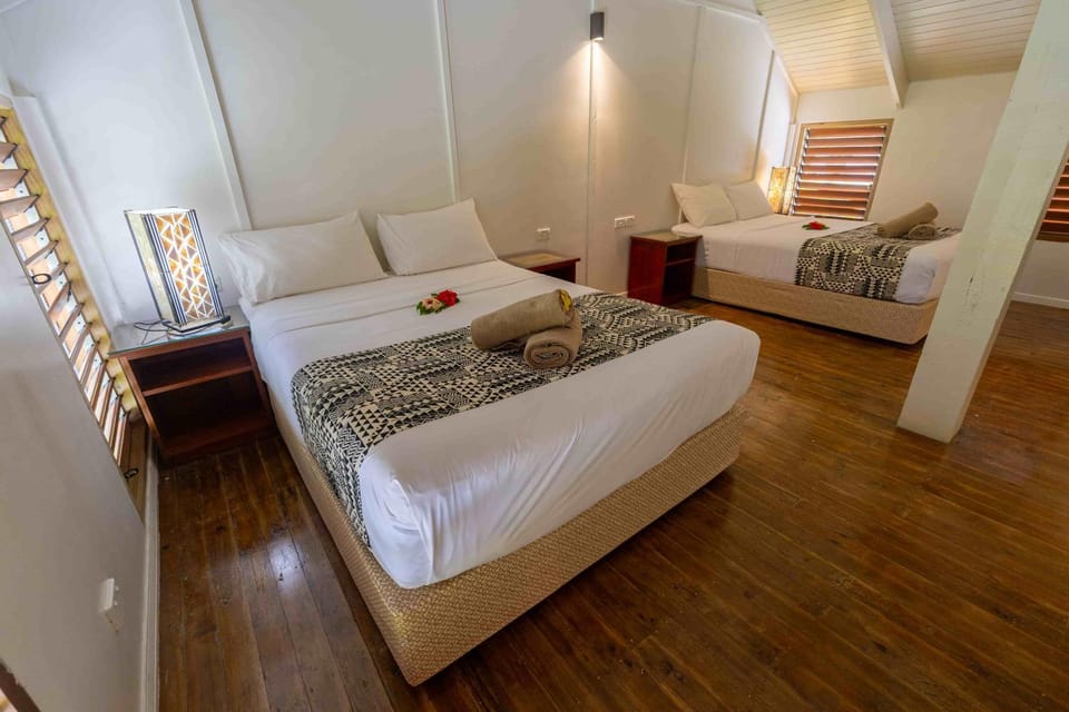 Beachouse Resort Hostel in Baravi