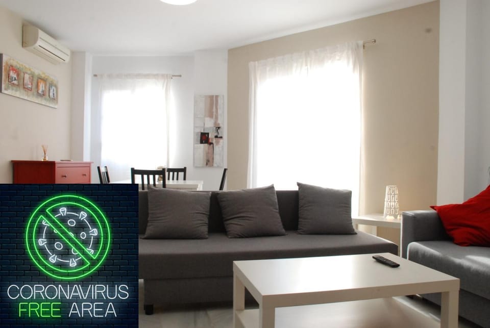 APT GUADALHORCE by Malaga Picasso Rentals Selection Apartment in Malaga