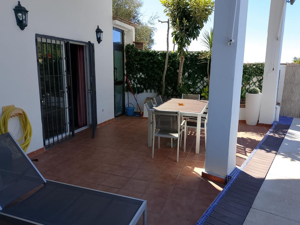 Off site, Balcony/Terrace, Mountain view