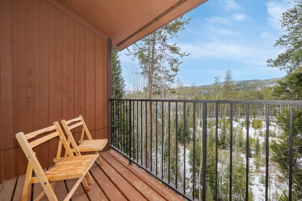 Natural landscape, Winter, Balcony/Terrace, Seating area, Mountain view