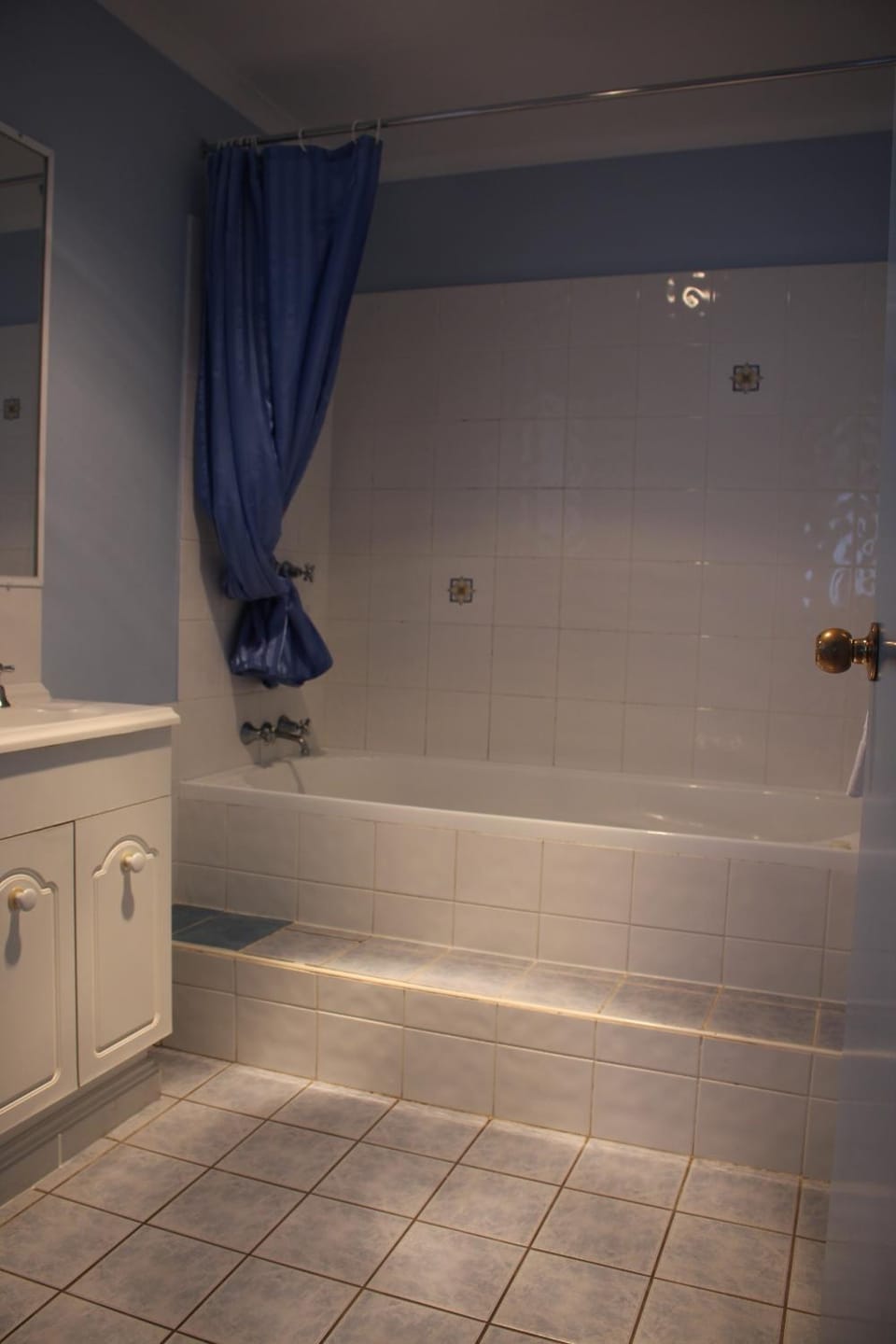 Shower, Bathroom, On site