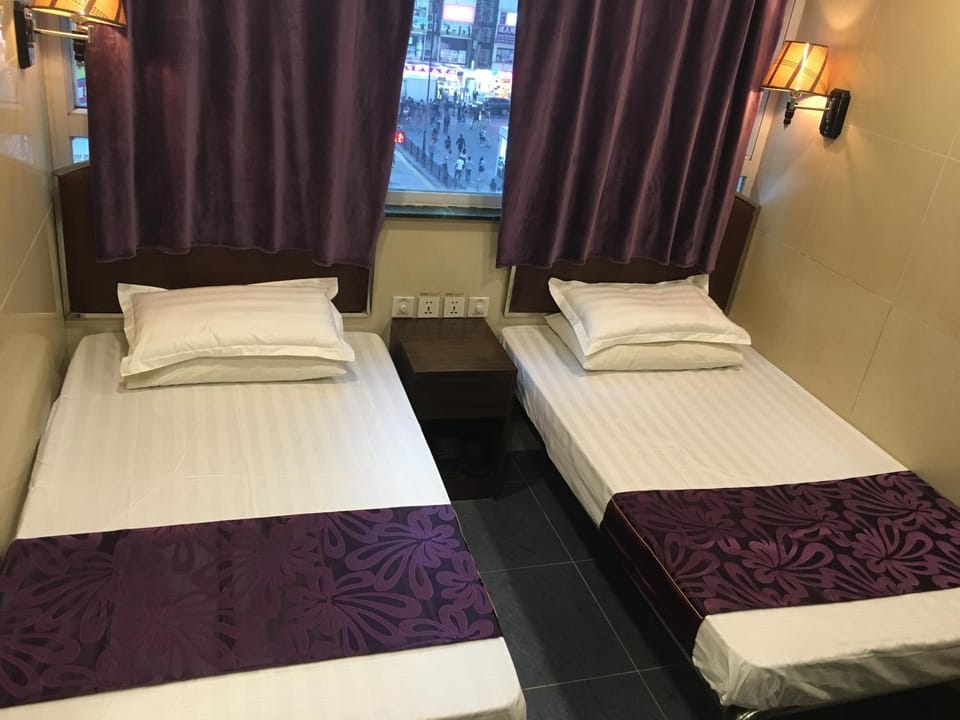 香港共居空间,九龙青年公寓 Bed and Breakfast in Hong Kong