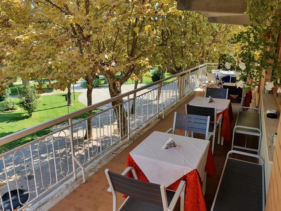 Balcony/Terrace, Breakfast