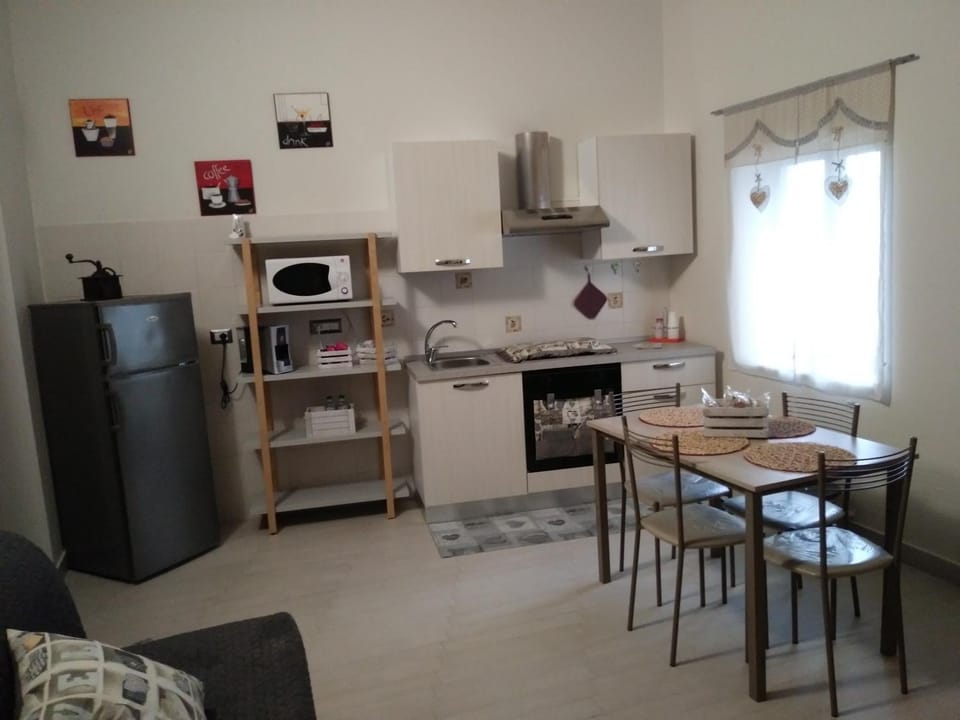 Roma 12 Apartment in Messina