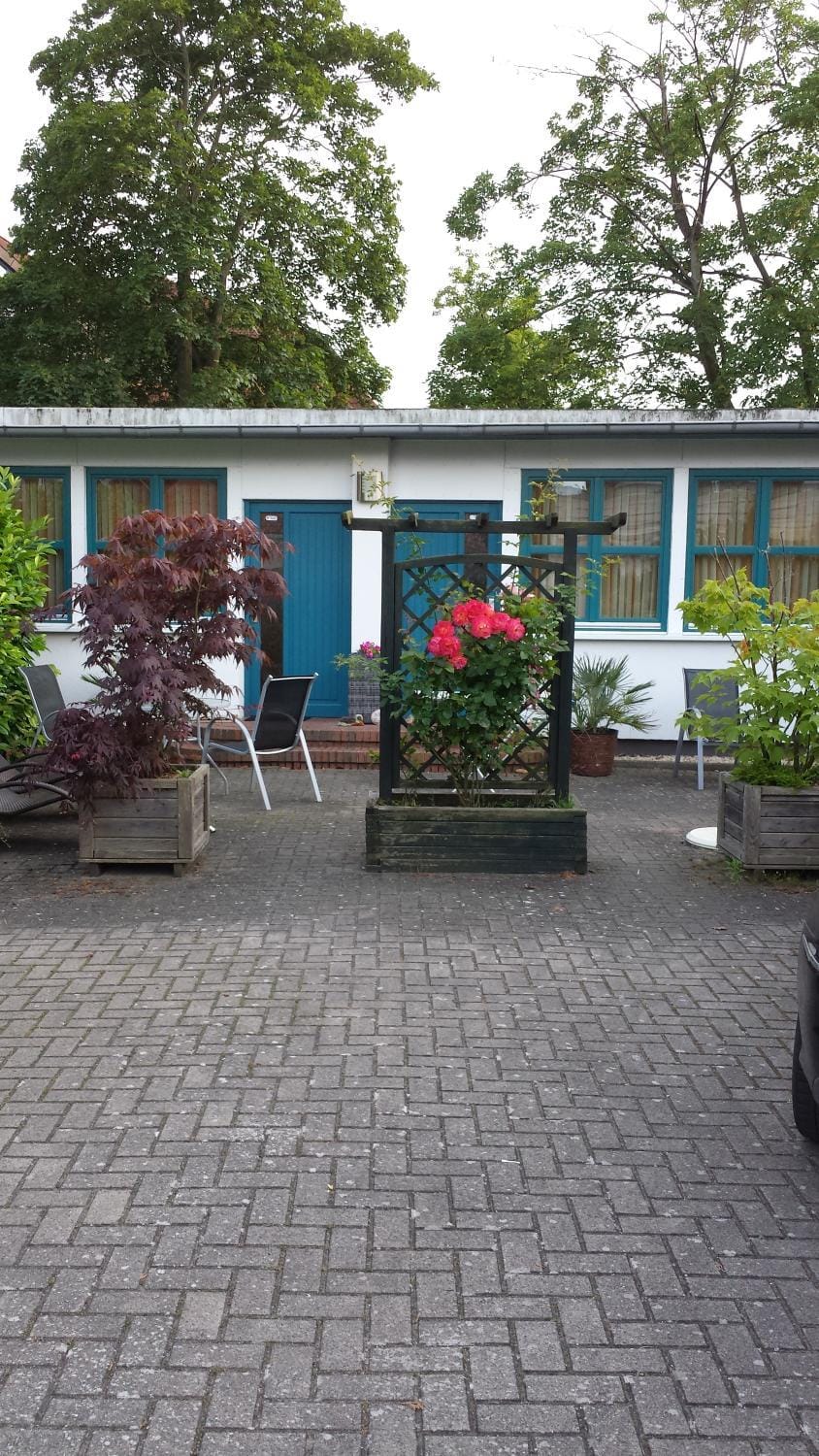 Facade/entrance, Facility for disabled guests