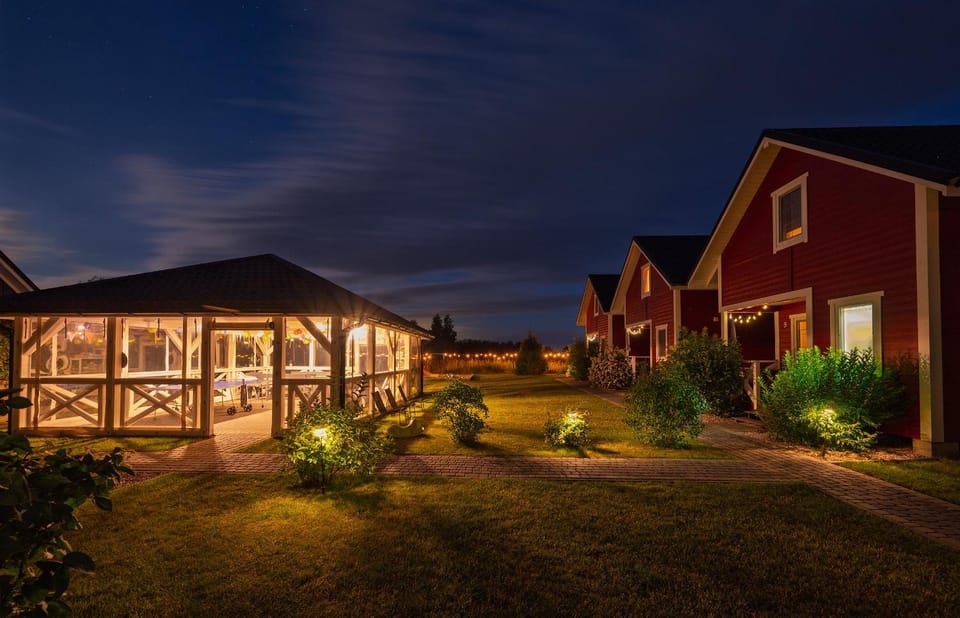Property building, Communal lounge/ TV room, Night, Game Room, Garden, Garden view