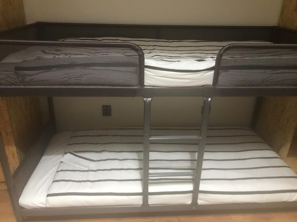 bunk bed