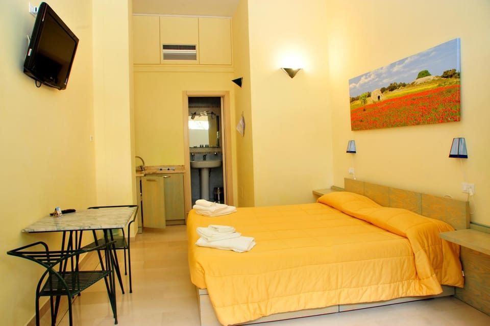 Cala Dei Normanni - Camere sul Lungomare Bed and Breakfast in Otranto