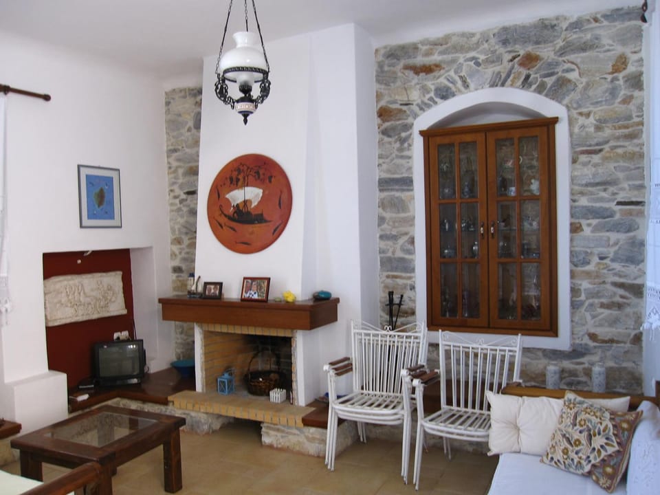 Luxury 100 m2 house in the centre of Naxos House in Naxos, Naxos and Lesser Cyclades, Greece