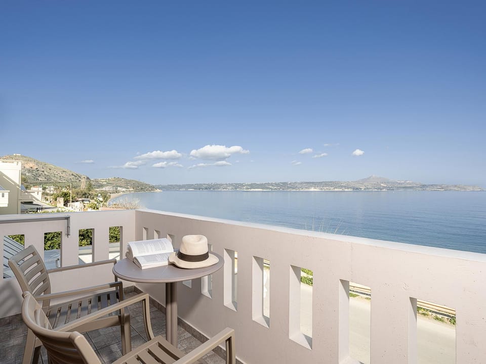Day, Natural landscape, View (from property/room), Balcony/Terrace, Seating area, Sea view