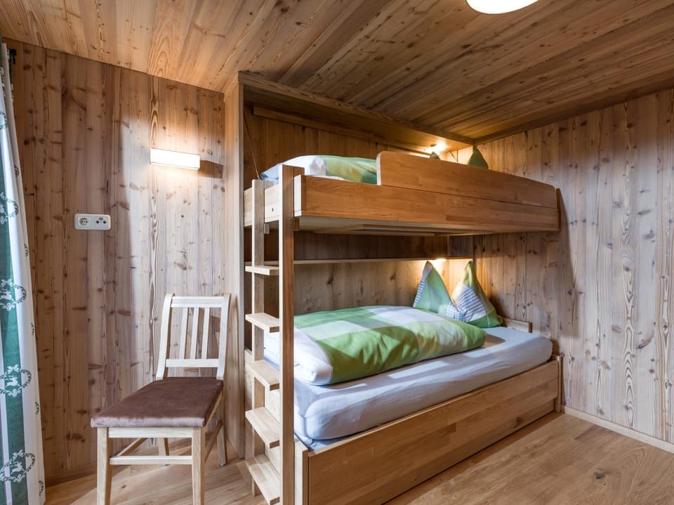 bunk bed