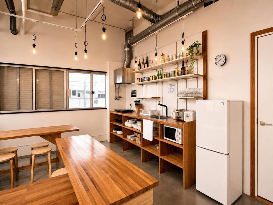 Kitchen or kitchenette, Living room