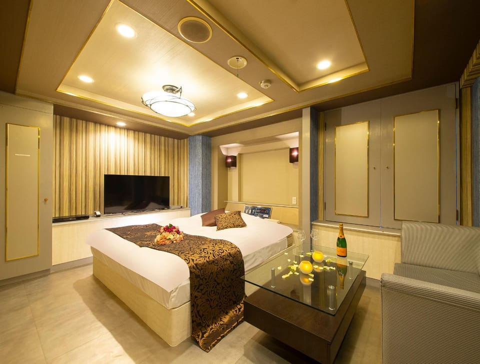 Hotel Gee (Adult Only) Love hotel in Osaka Prefecture