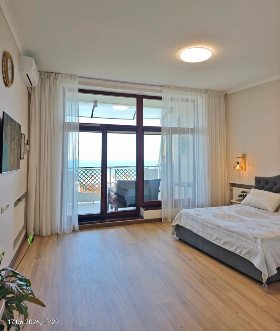 apartment in Arcadia Palace with sea view! Apartment in Odessa