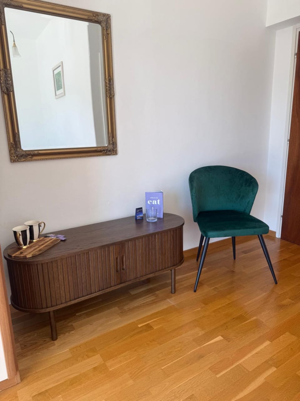 Seating area