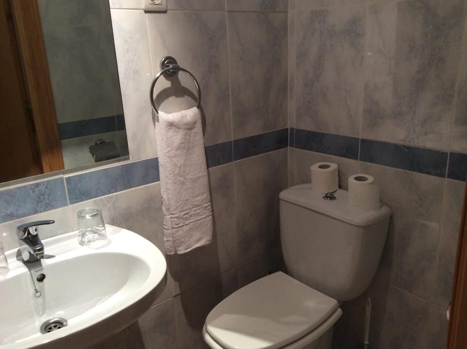 Bathroom, Bathroom