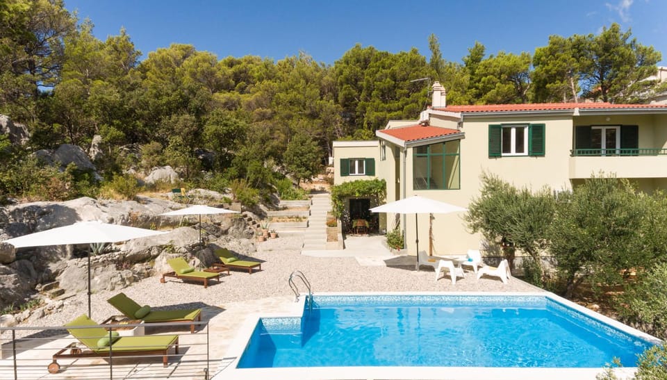 Garden, Swimming pool