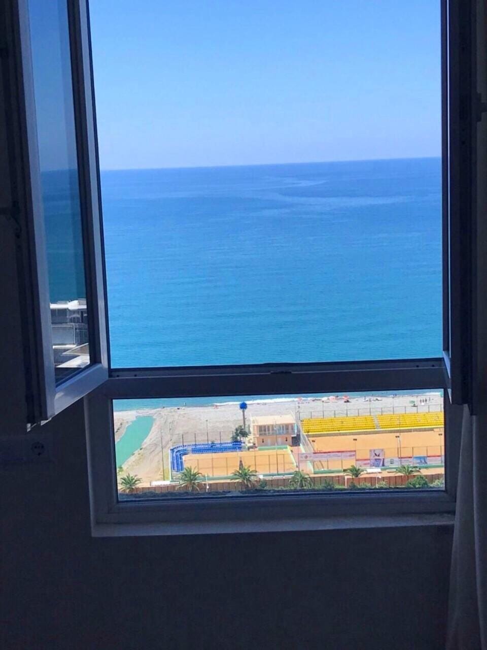 Happy Holiday Irakli Apartment in Batumi