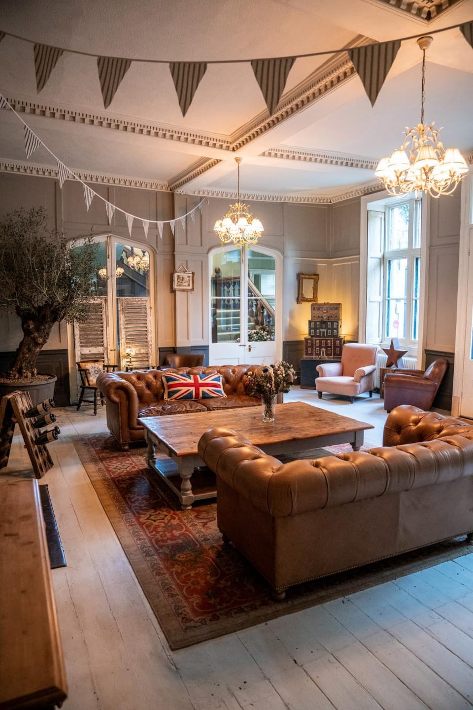 Lounge or bar