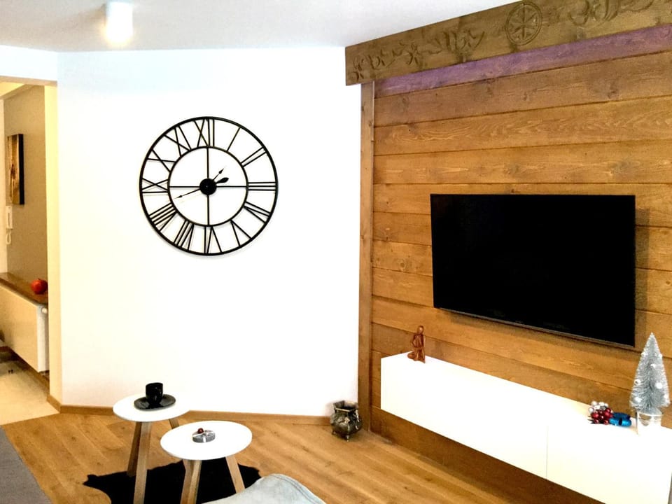 TV and multimedia, Living room
