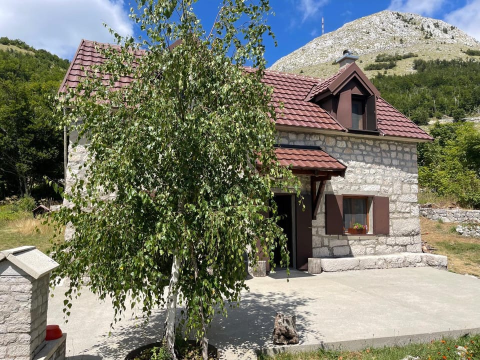 Lovcen Holiday Home House in Montenegro