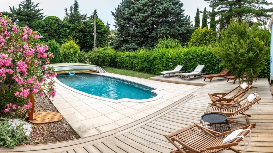 Villa in Provence with private pool Villa in L'Isle-sur-la-Sorgue