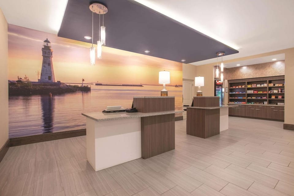 Lobby or reception, On site
