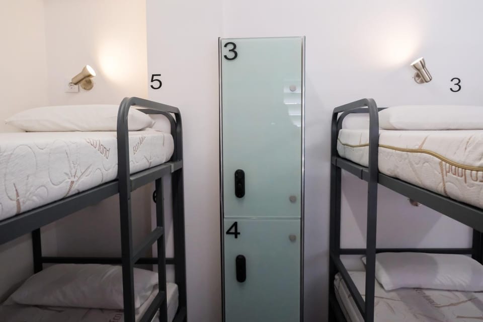 bunk bed
