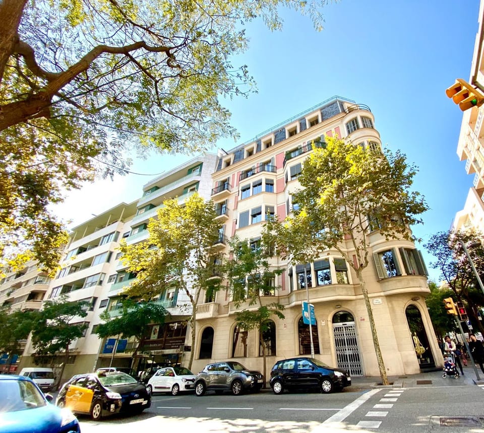 Hostal Madrazo Bed and Breakfast in Barcelona
