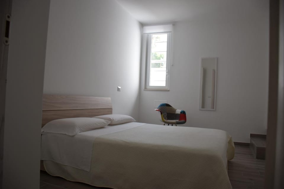 Bed, Decorative detail, Bedroom, Garden view