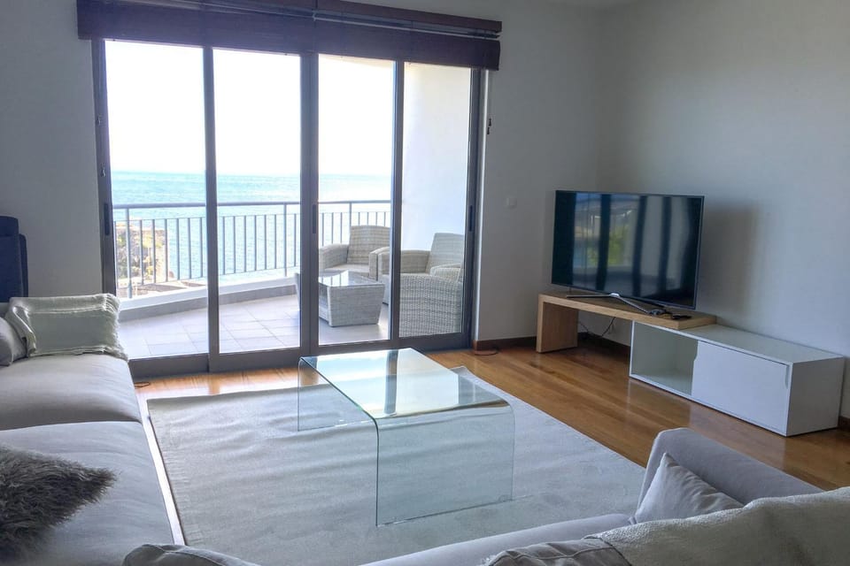 The Seaside Apartment by LovelyStay Apartment in Funchal