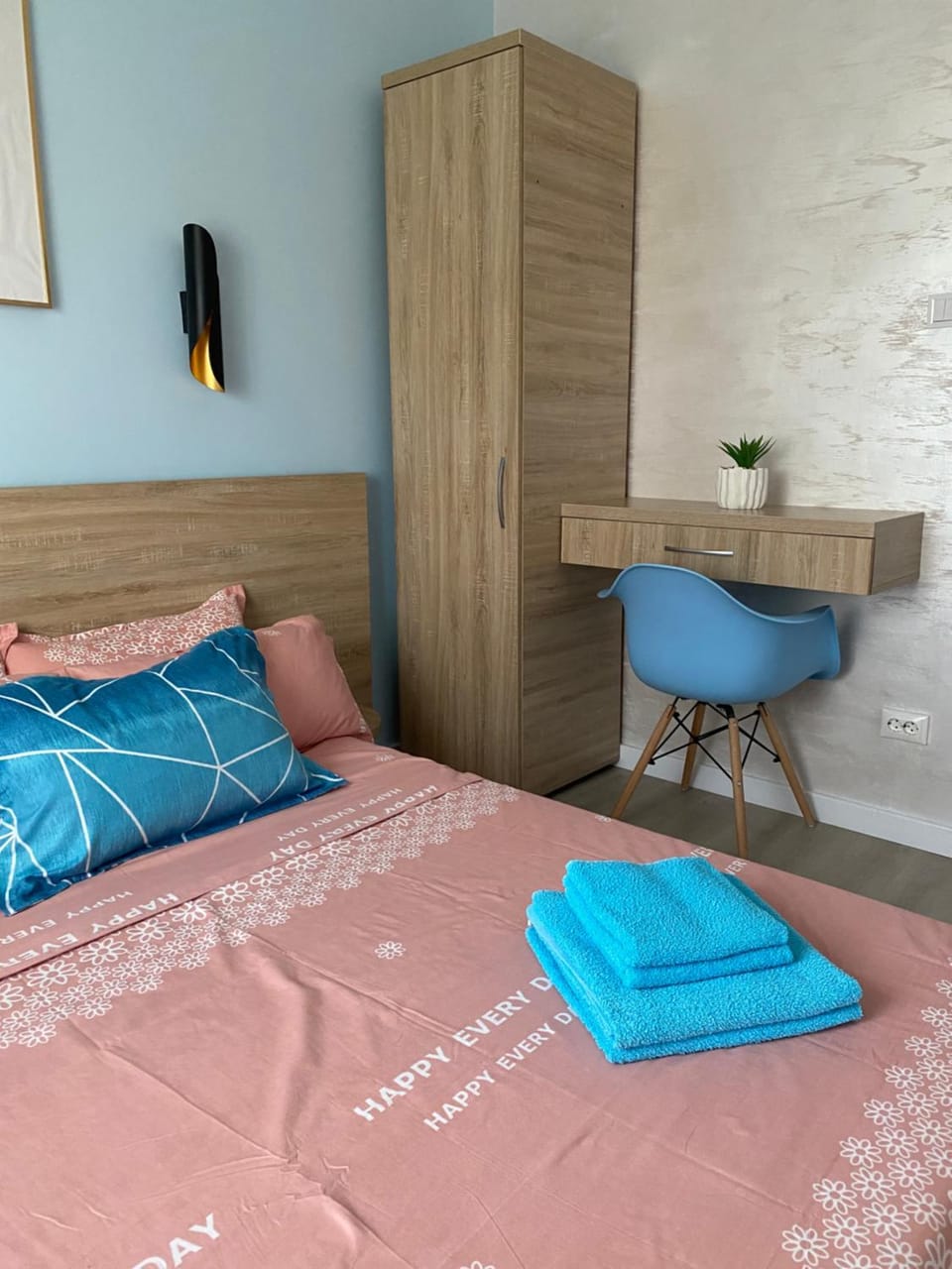 Bed, Bedroom, hair dresser, towels, wardrobe