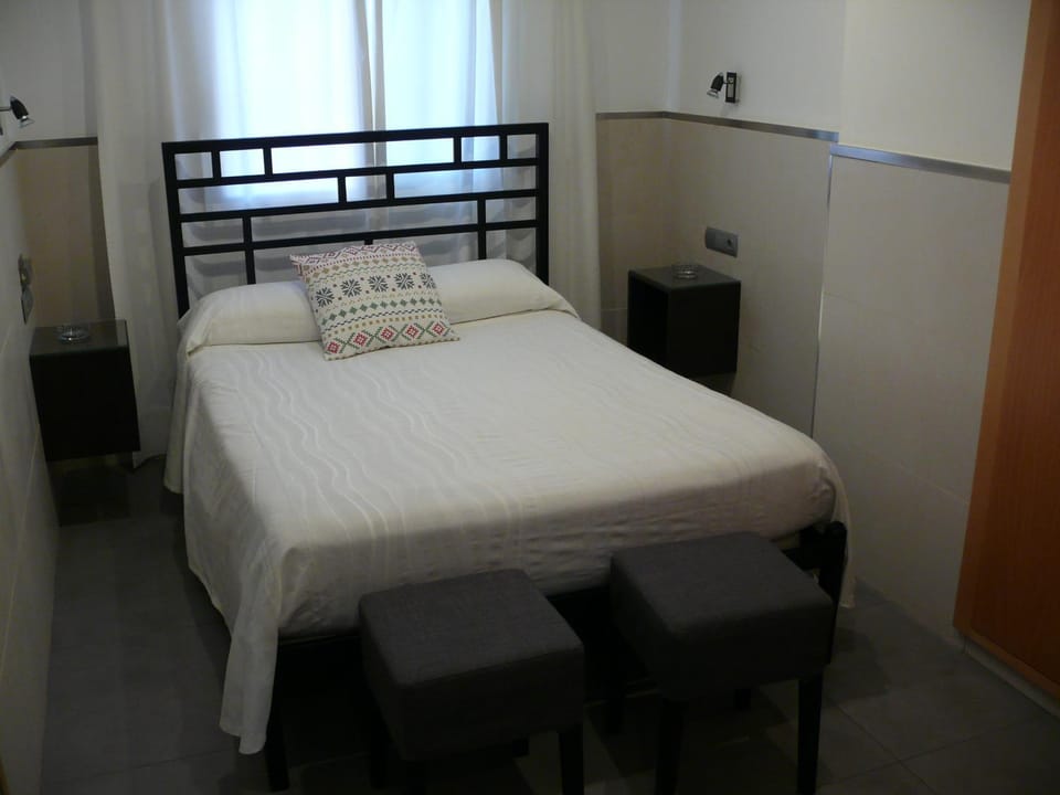 Hostal La Hispanidad Hostel in Malaga