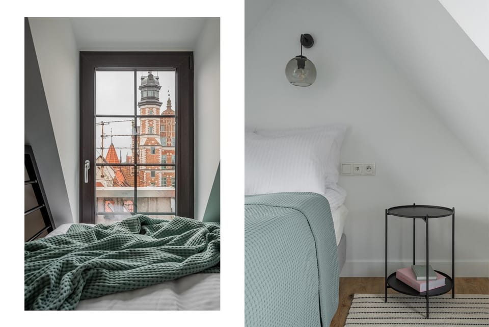 Bed, View (from property/room), Photo of the whole room, Seating area, Bedroom, City view, Landmark view, River view, Quiet street view