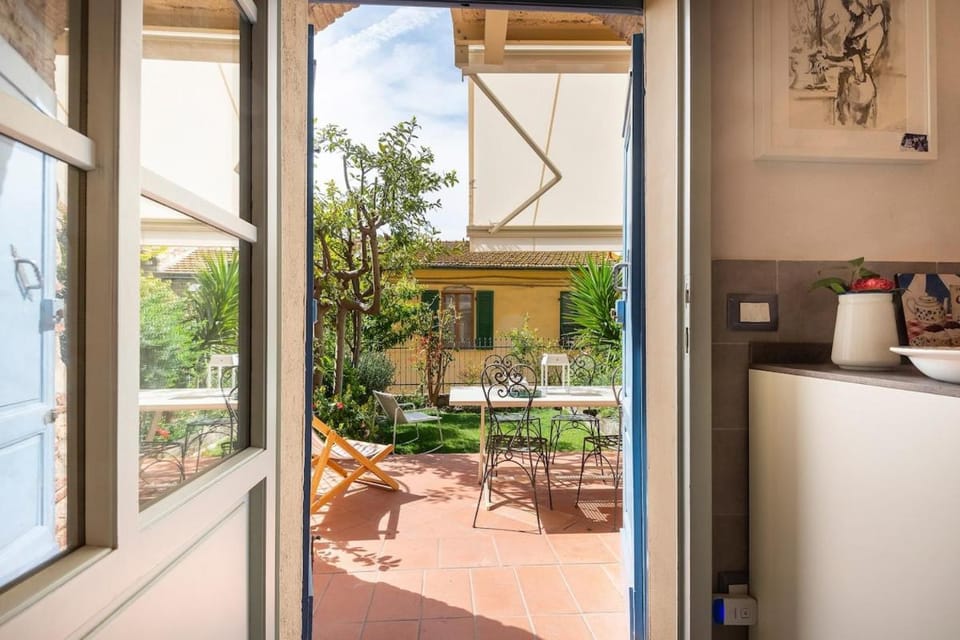 Garden, Garden view