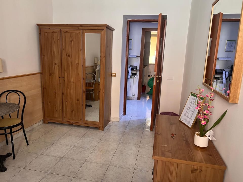 Blue whale Bed and Breakfast in Rome