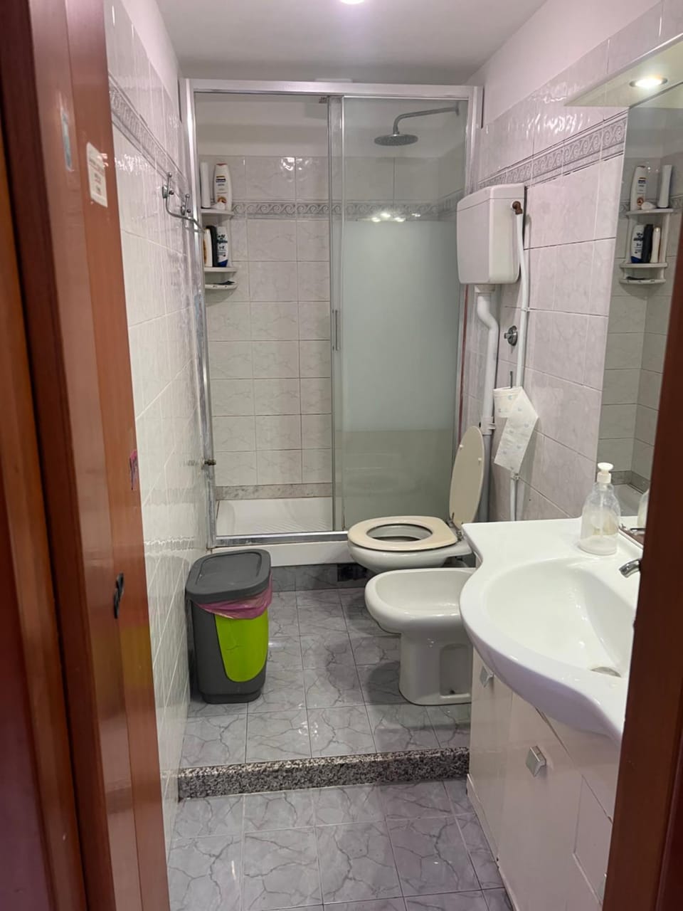 Blue whale Bed and Breakfast in Rome