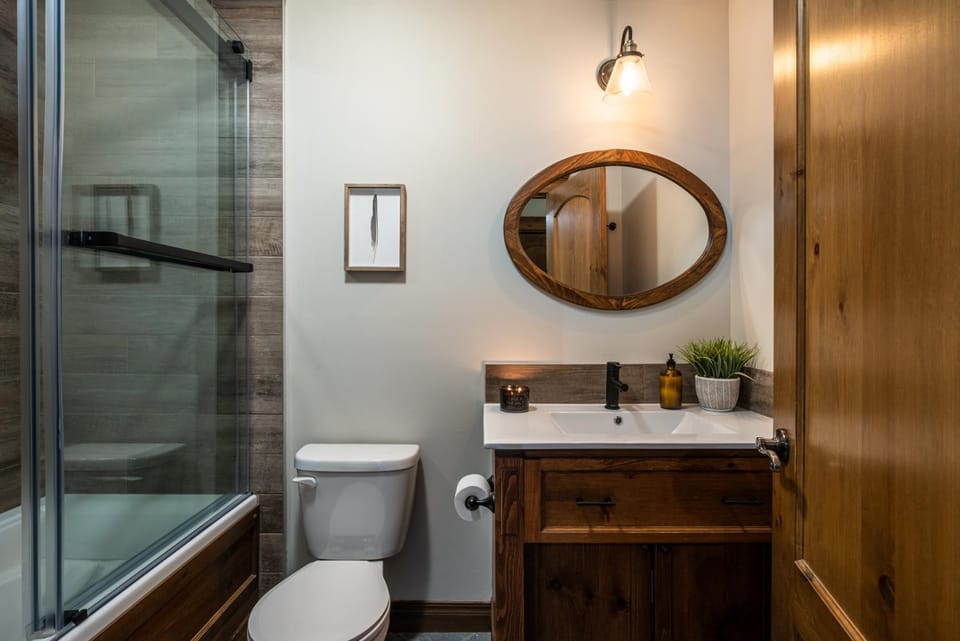 Shower, Bathroom, towels