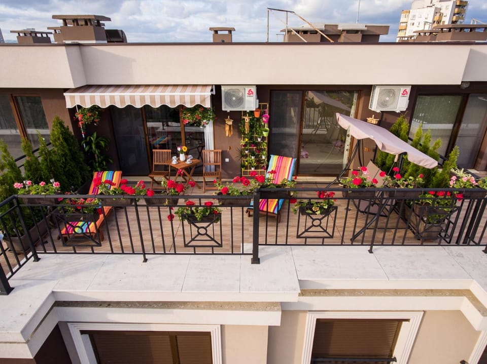 Bird's eye view, Garden, View (from property/room), Balcony/Terrace, Decorative detail, City view, Garden view, Landmark view, Sea view, Street view