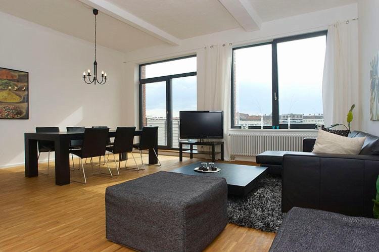 Spacious Studio Apartment Friedrichshain Apartment in Berlin
