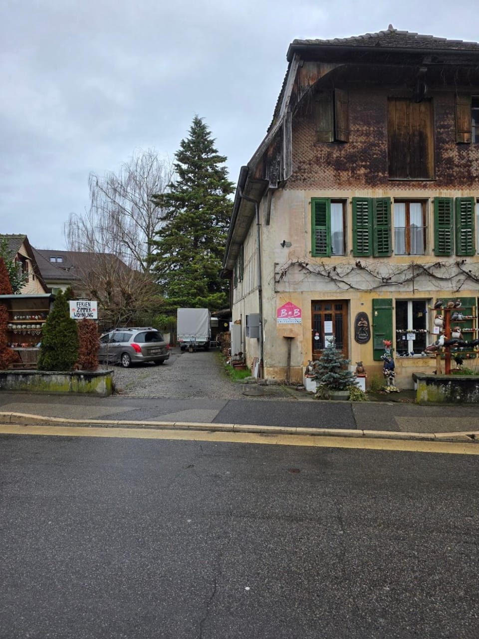 Property building, Parking