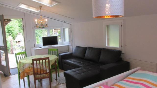BnB Erlach Bed and Breakfast in Canton of Bern (Region)