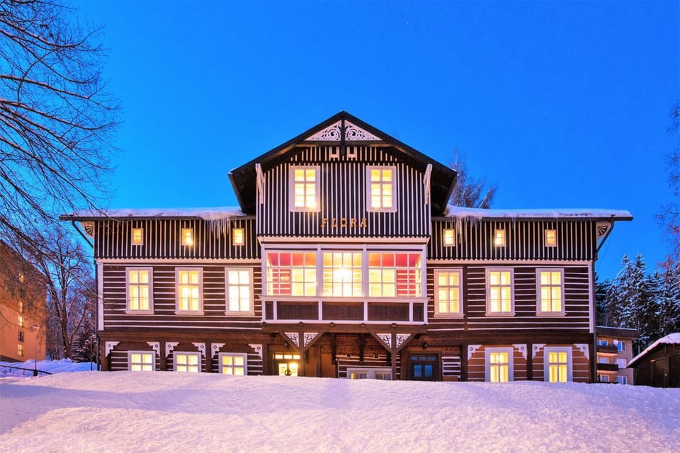 Property building, Facade/entrance, Winter