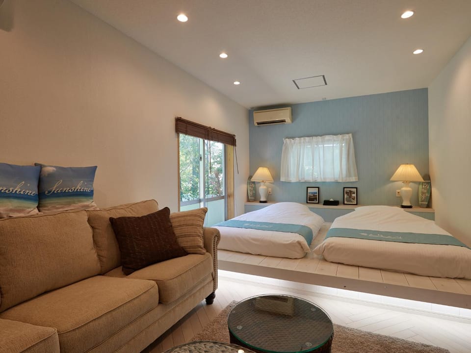 Living room, Bedroom