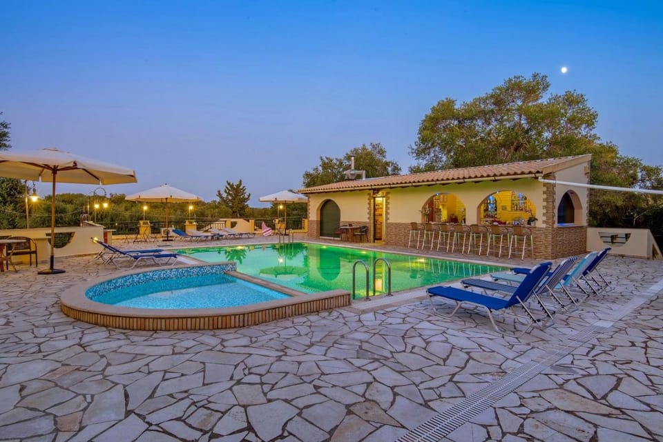 Olympia Paxos Villas & Apartments Apartment in Peloponnese, Western Greece and the Ionian