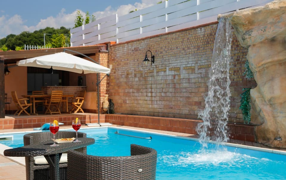 Day, Swimming pool, Swimming pool