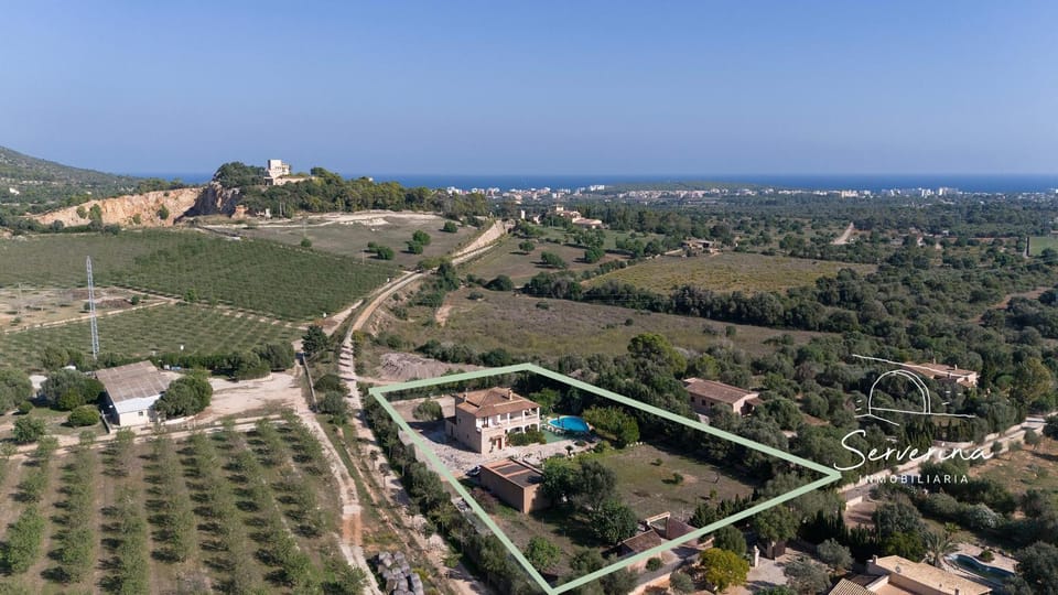 Property building, Bird's eye view, Garden, Hiking, Cycling, Mountain view, Mountain view, Pool view