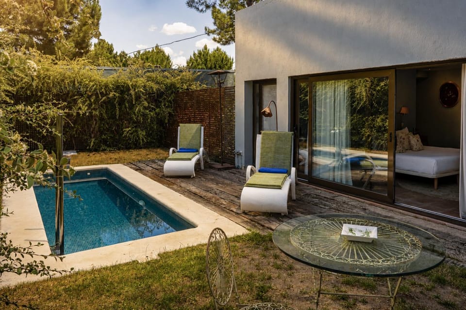 Patio, Balcony/Terrace, Pool view, Swimming pool, sunbed