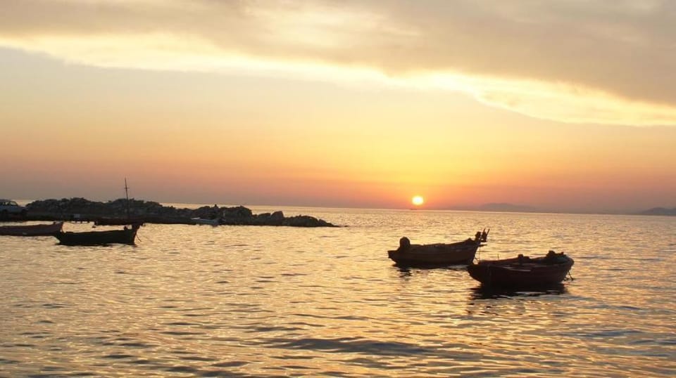 Natural landscape, Fishing, Windsurfing, Canoeing, Hiking, Sea view, Sunset