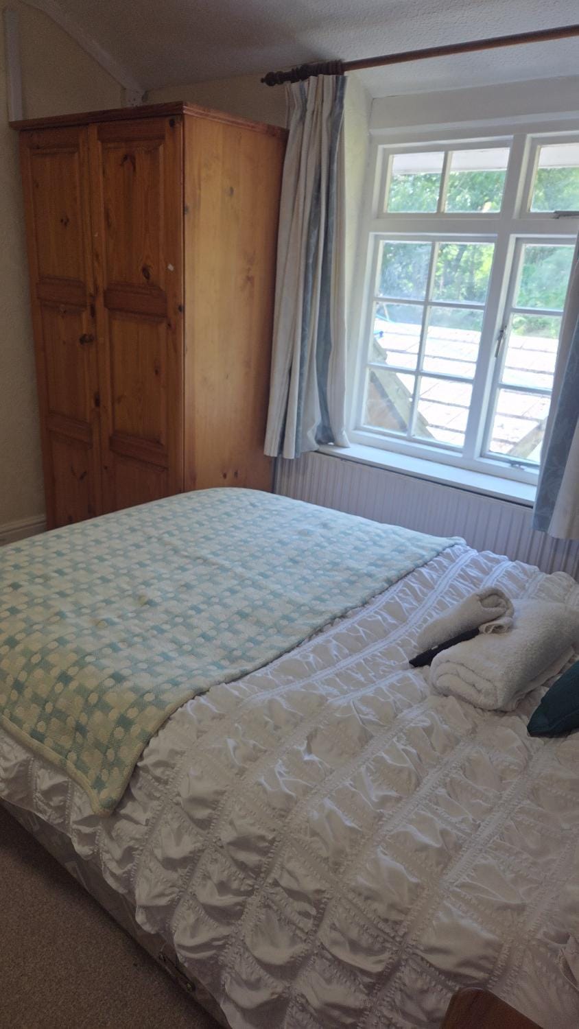 Bed, Bedroom, wardrobe